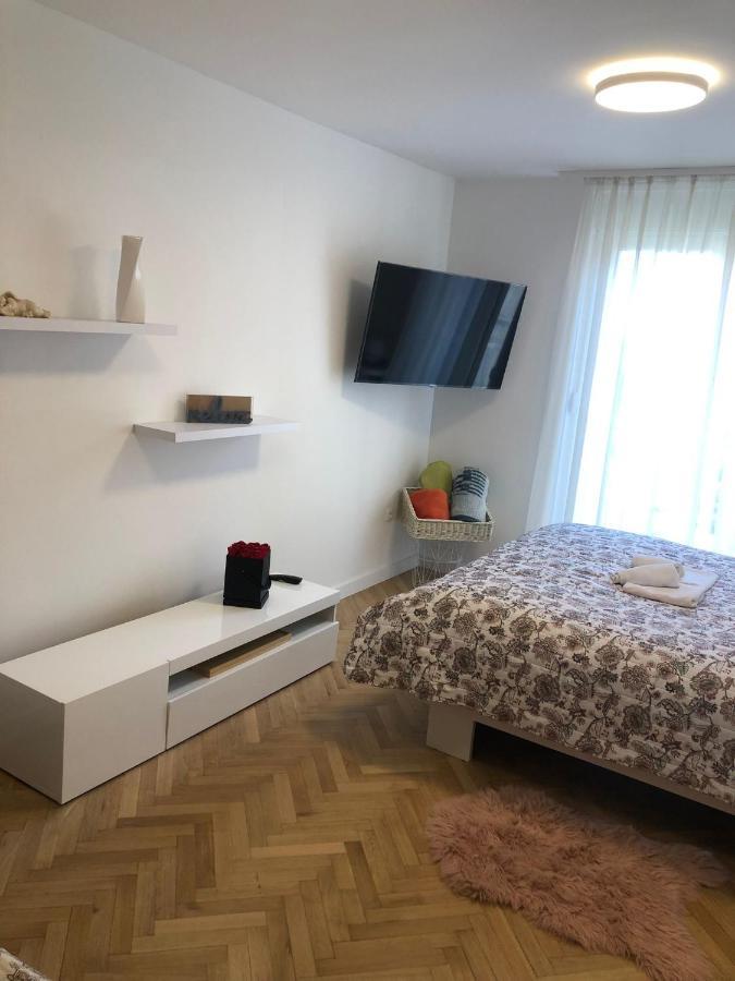 Appartement Apartman Lana à Zadar Extérieur photo