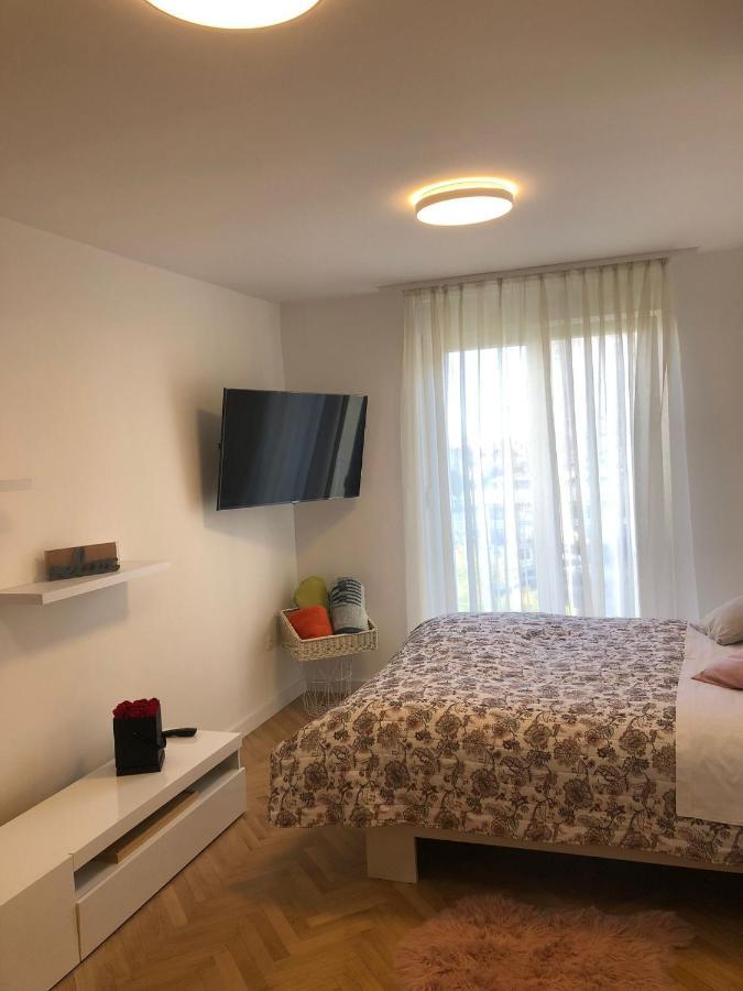 Appartement Apartman Lana à Zadar Extérieur photo