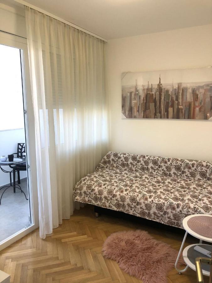 Appartement Apartman Lana à Zadar Extérieur photo